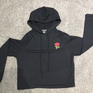 cropped hoodie